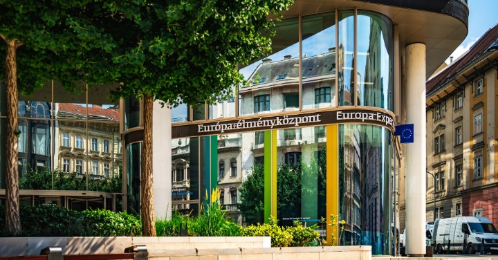 Új játékokkal várja a látogatókat az Európa-élményközpont a Szervita téren