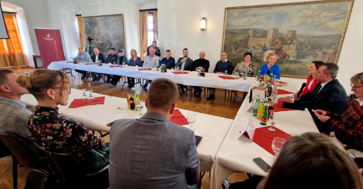 Fókuszban a rendezési terv - Üzleti reggeli Várpalotán