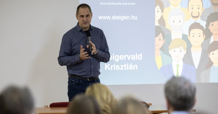 Generációs különbségek a munka világában – Steigervald Krisztián előadása a kamarában