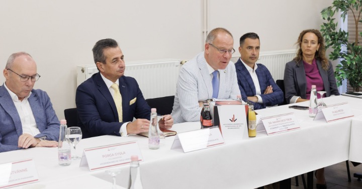 Üzleti reggeli Veszprémben – fókuszban a gazdasági kihívások és lehetőségek
