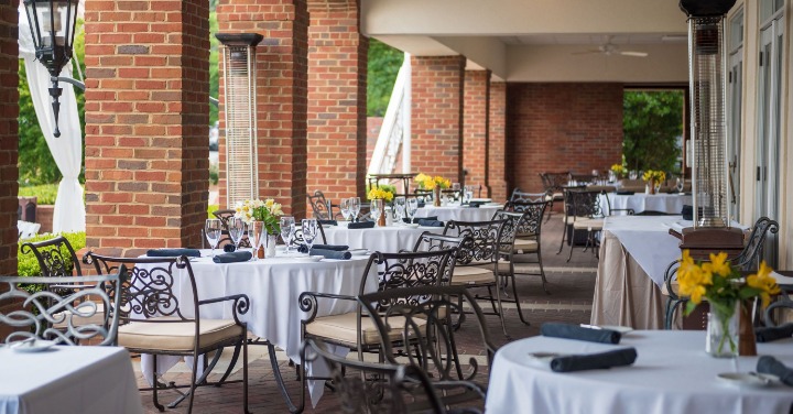 Elkészült a hazai vendéglátóhelyeket segítő kisokos