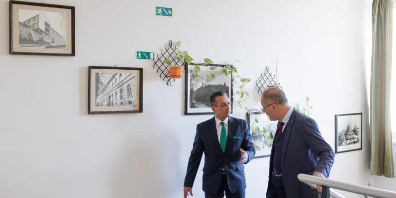 d7095eb8ef6c32bc60edae9346024421