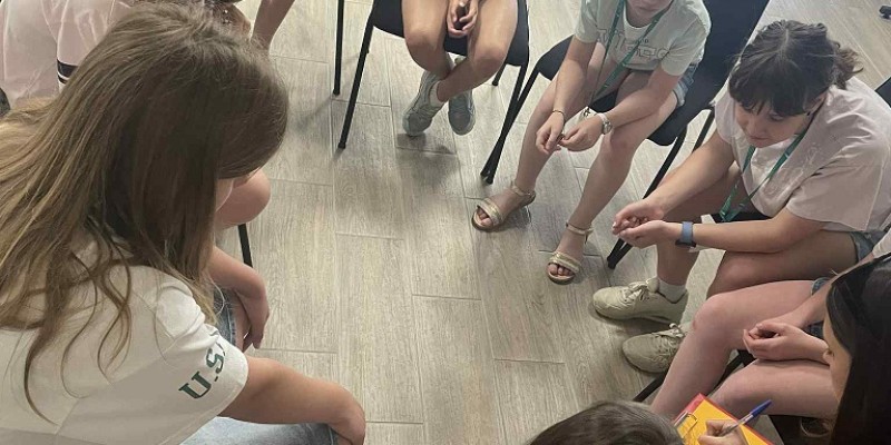 eb4f8f8f-3bab-414d-bc28-717557350e6f